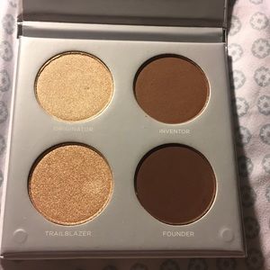 NWT PUR Sculptor Palette